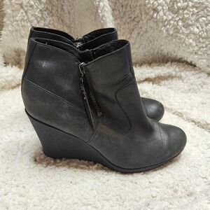 Ugg‎ Australia Meredith Wedge Zip Black Leather Booties sz 10